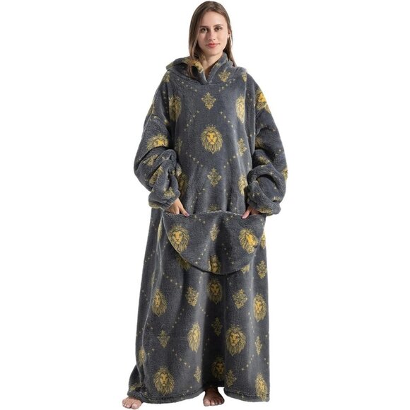 ⭐Sweat Grey Lion Warm Giant Hoodie Thick Flannel Blanket with Sleeve